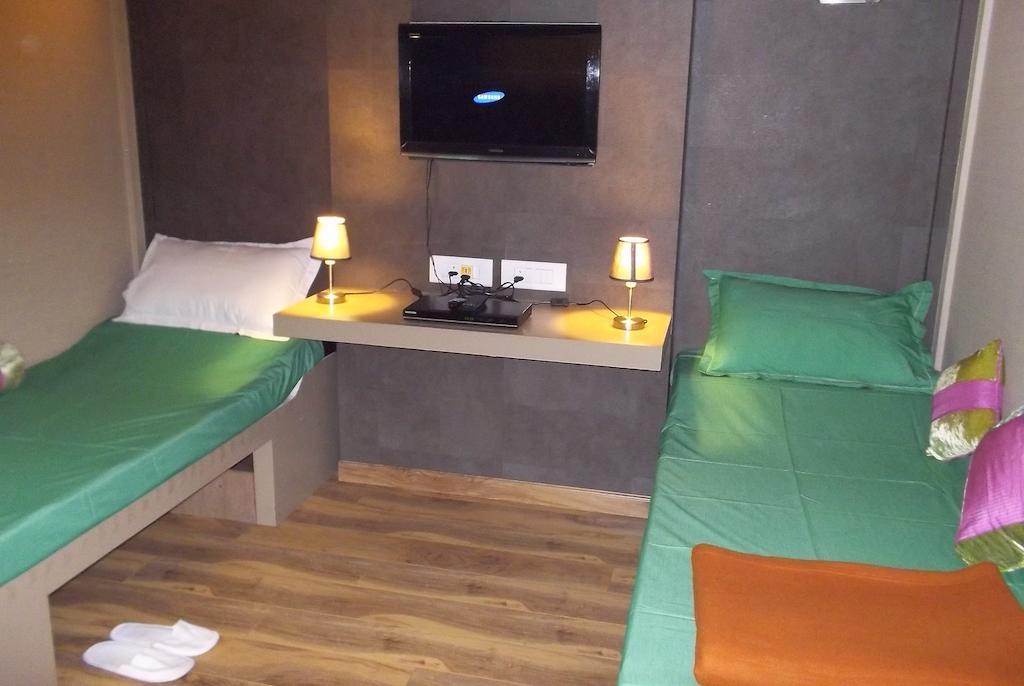 Sams Snooze At My Space نيودلهي المظهر الخارجي الصورة